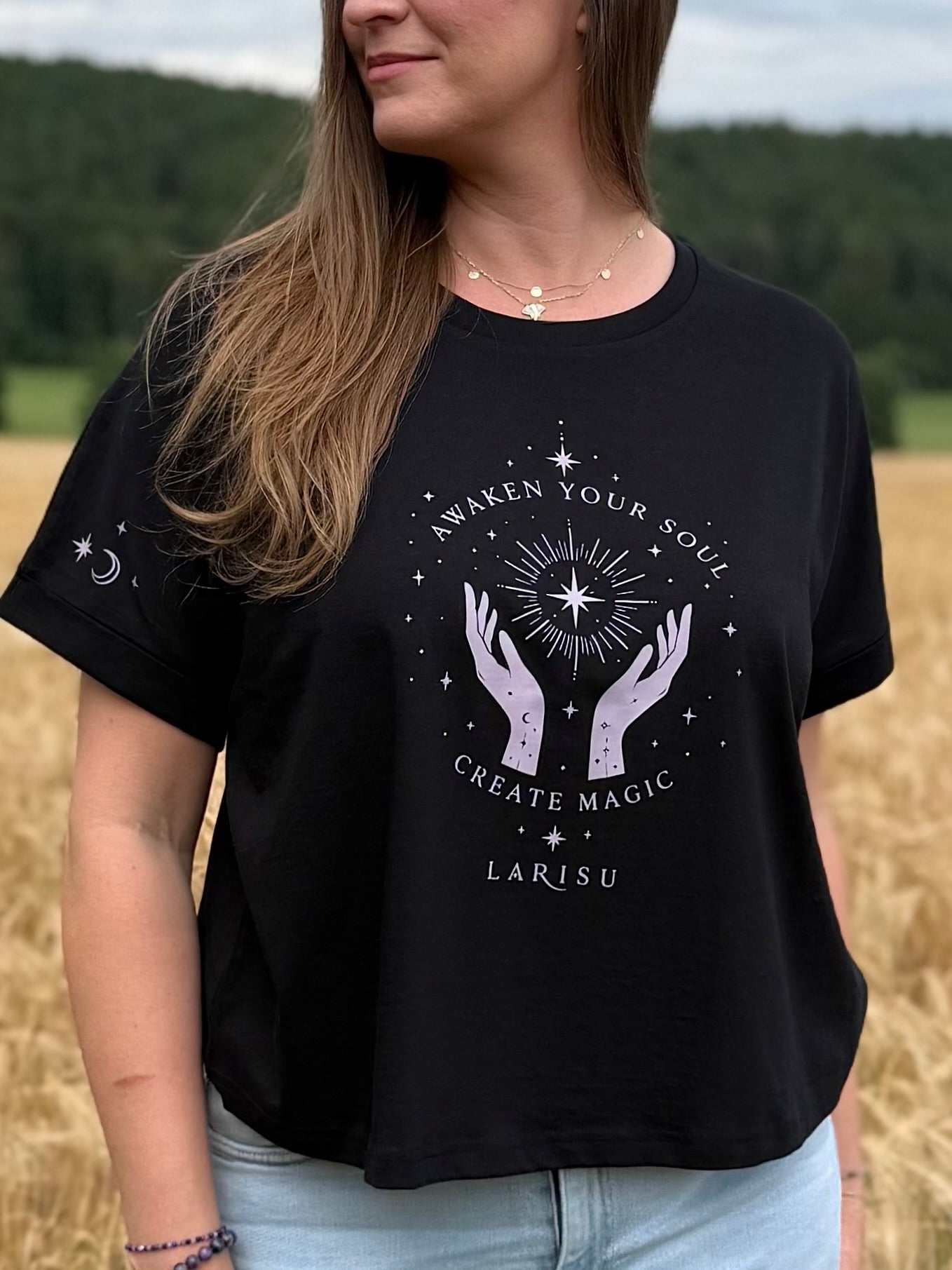 Shirt Schwarz "AWAKEN YOUR SOUL, CREATE MAGIC"