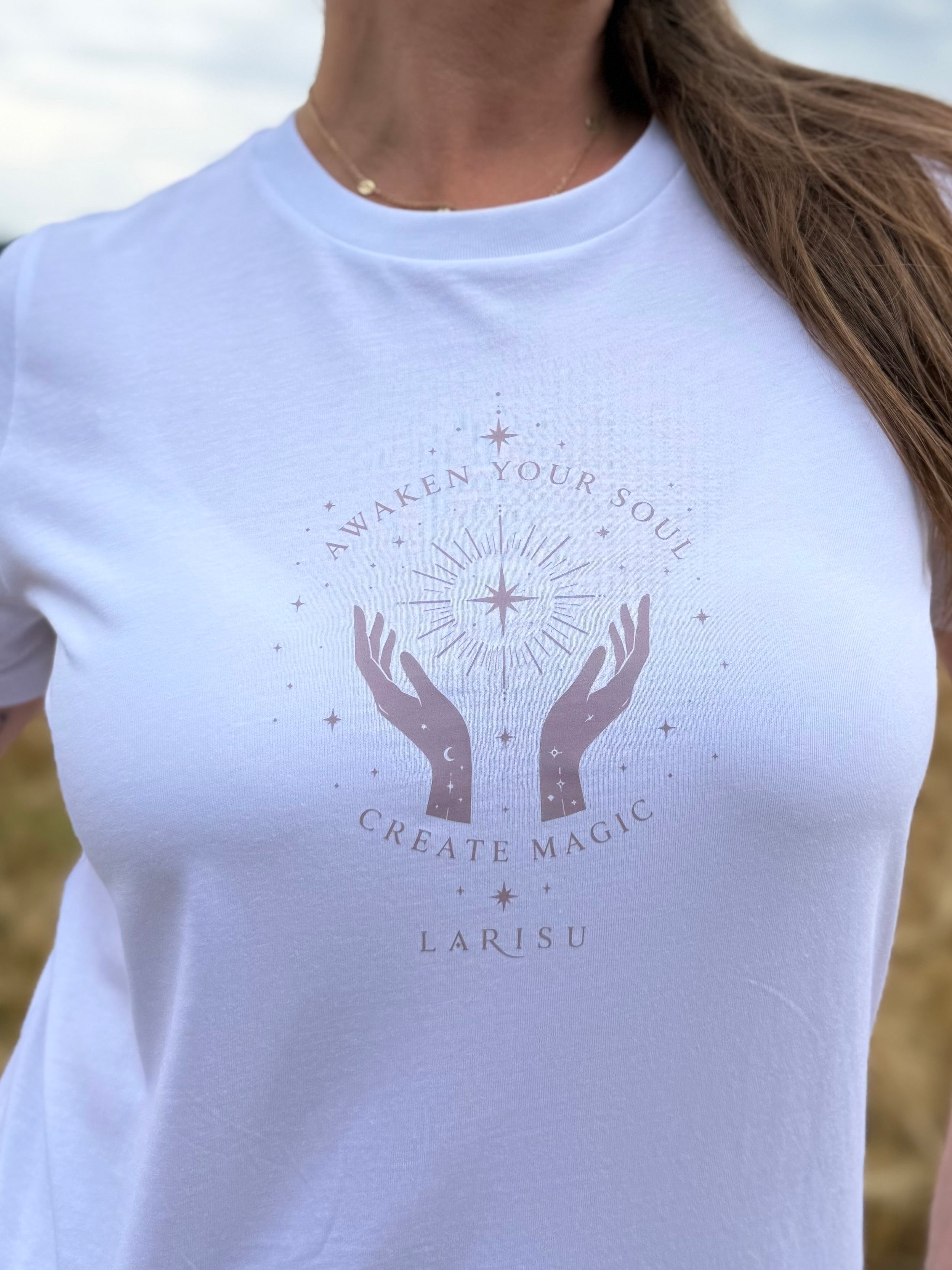 Shirt Weiß "AWAKEN YOUR SOUL, CREATE MAGIC"
