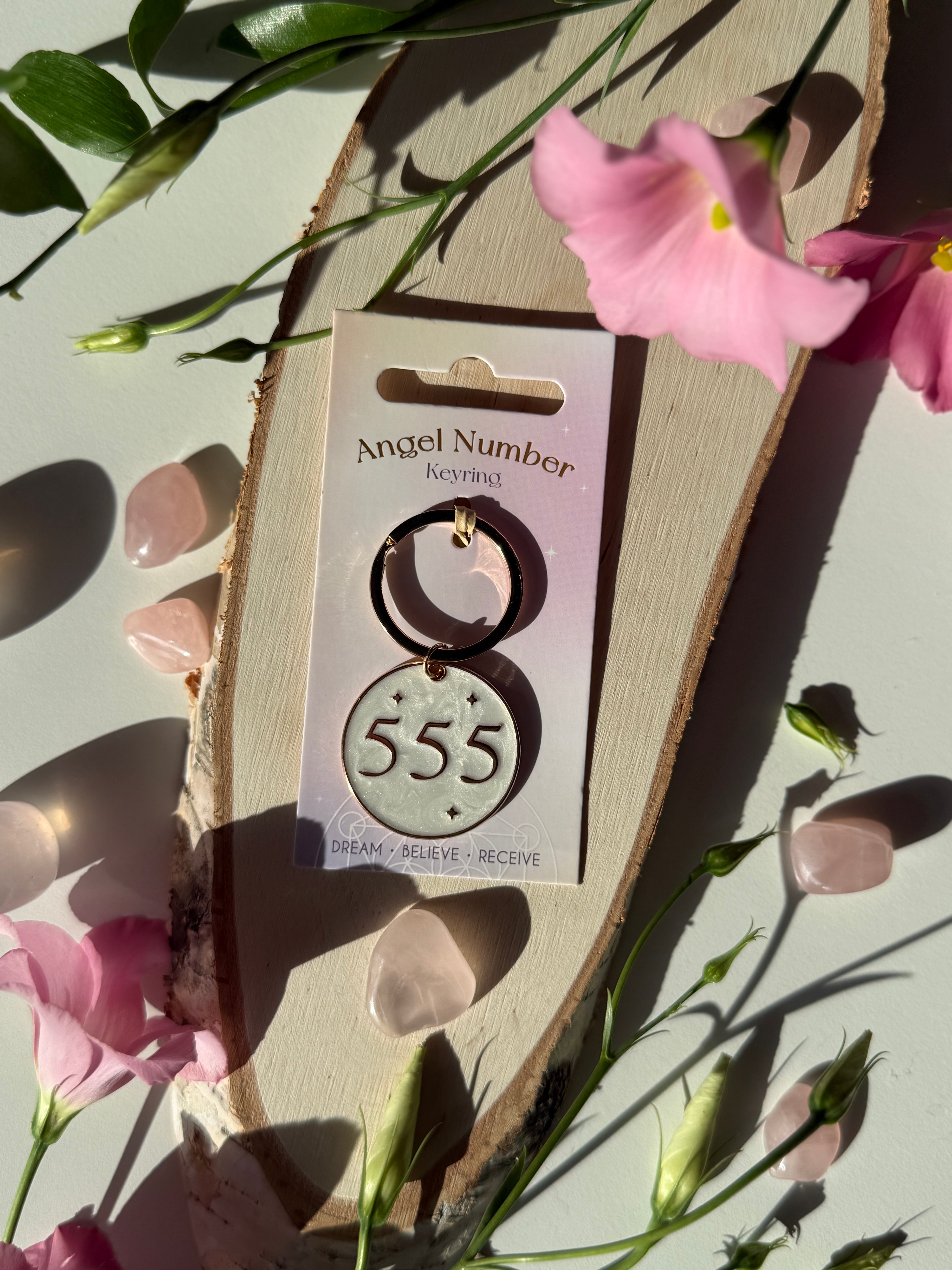 Engelszahl Schlüsselanhänger 555, Veränderung & Freiheit