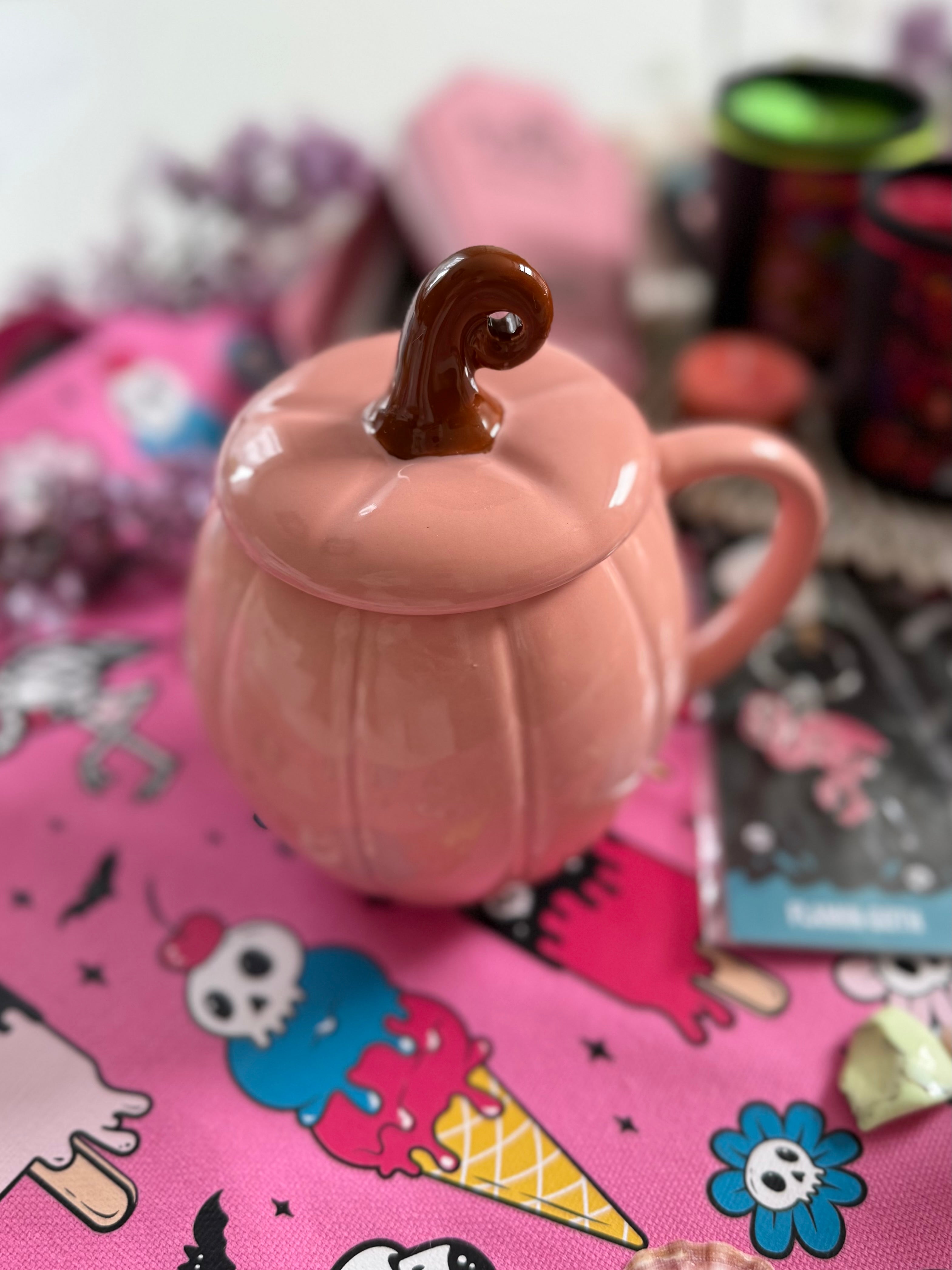 Rosa Kürbis Tasse mit Deckel