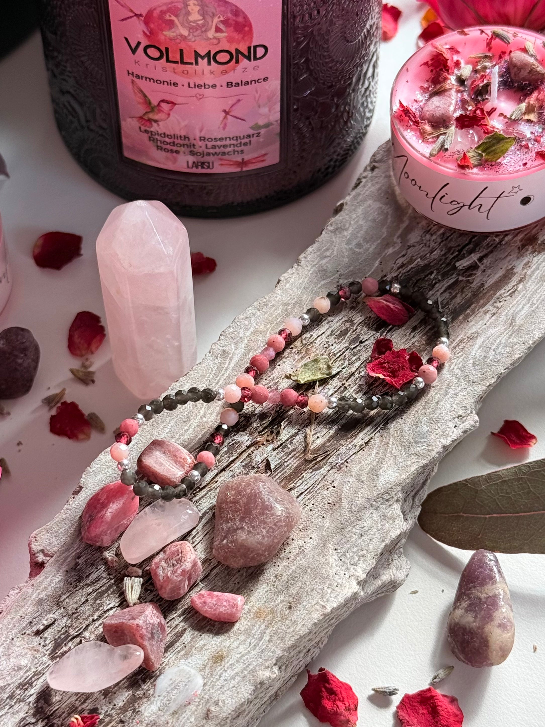 Armband mit Obsidian, Granat, Rhodonit, rosa Andenopal und rosa Turmalin