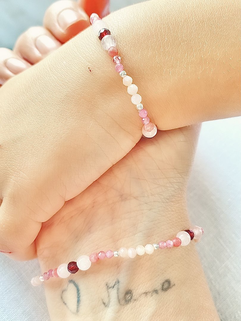 Armband Set „Selbstliebe“ für Mama und Kind mit Rosenquarz, Rhodonit, rosa Opal und Turmalin, Granat