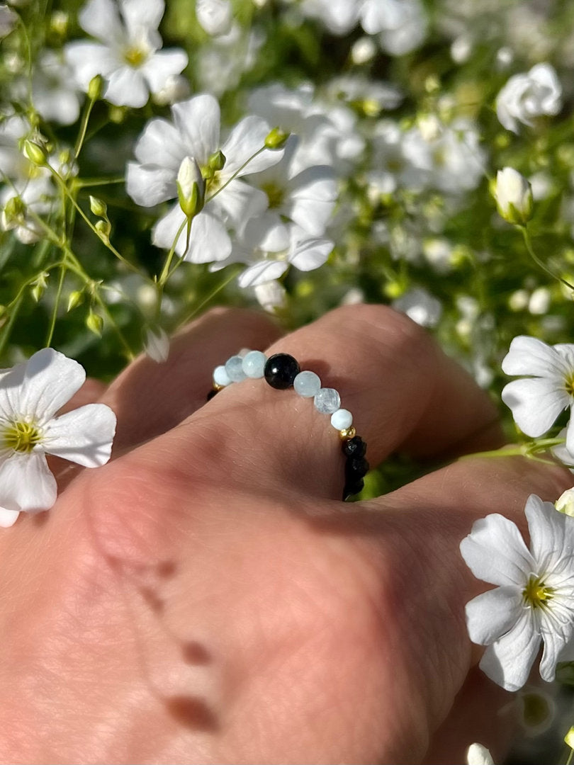 Ring mit Larimar, schwarzem Turmalin und Aquamarin